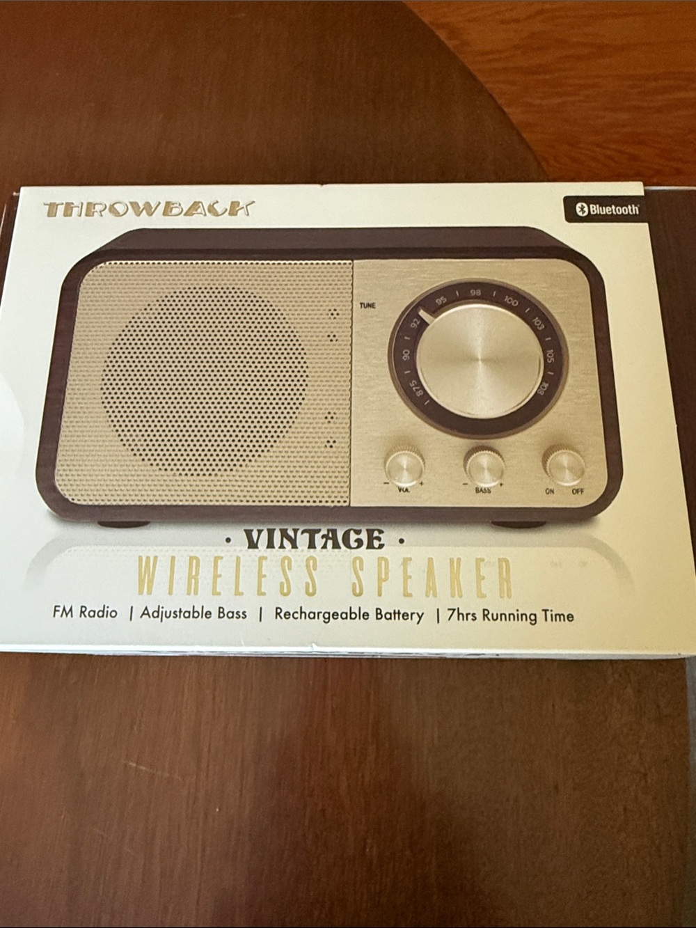 Vintage Wireless Speaker in Beige and Brown - Bluetooth FM